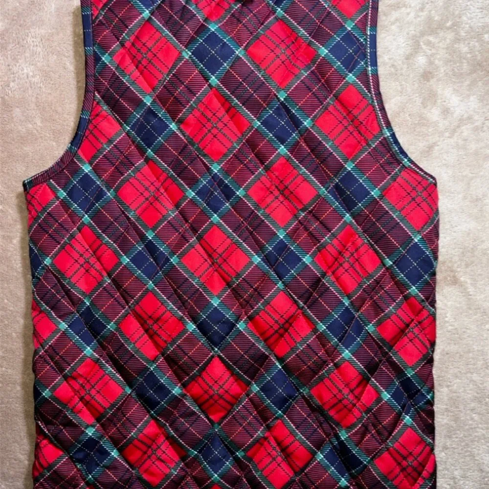 Crown & Ivy Girls 6 Puffer Red Green Plaid‎ Snap Closure Holiday Christmas Vest